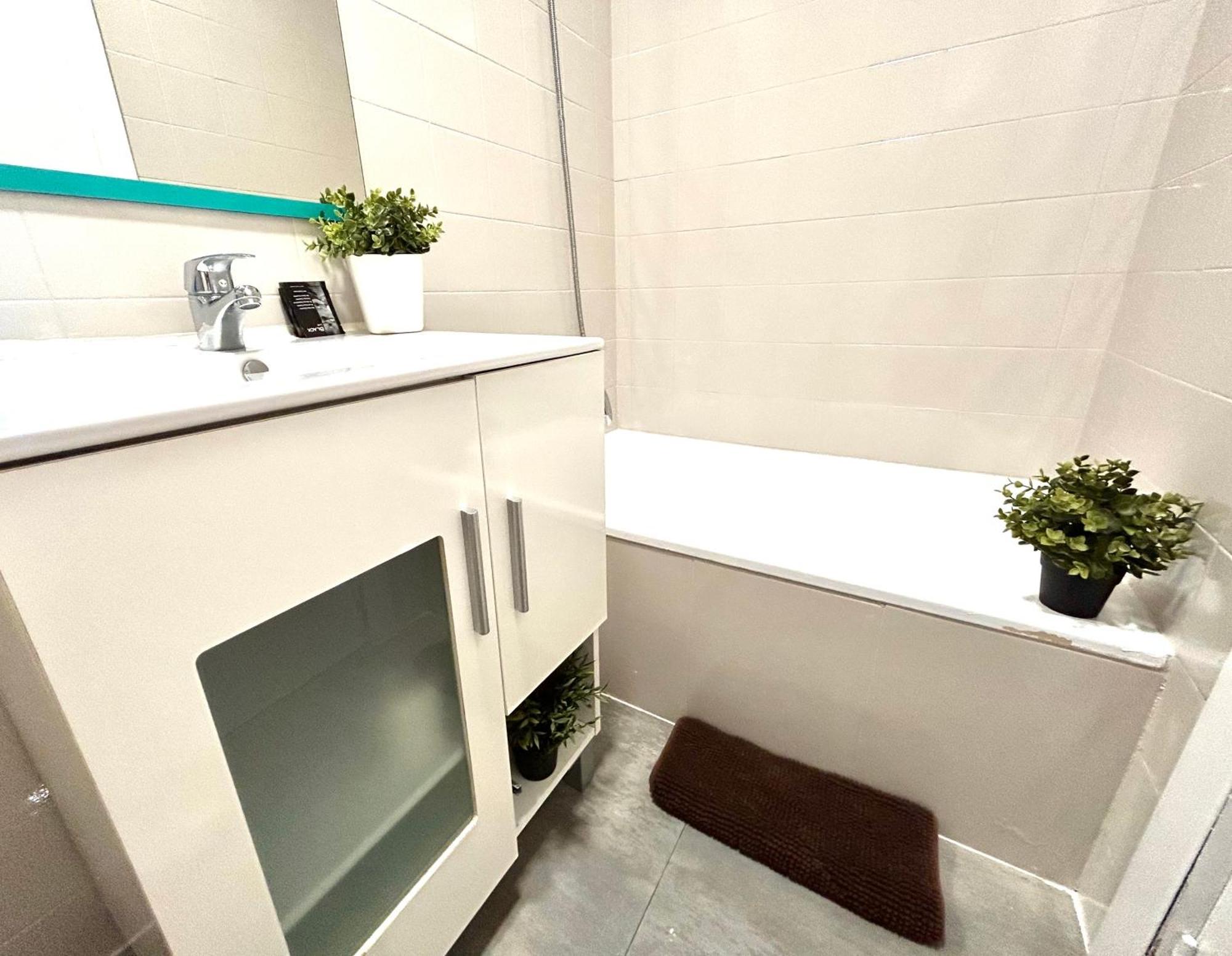 Plaza Circular Mas Que Apartamentos Murcja Zewnętrze zdjęcie